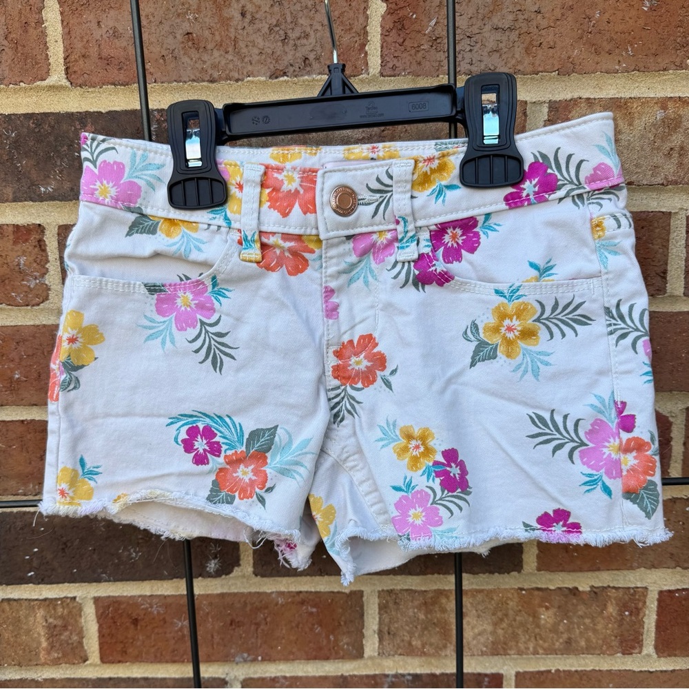Girls tropical hibiscus vacation shorts